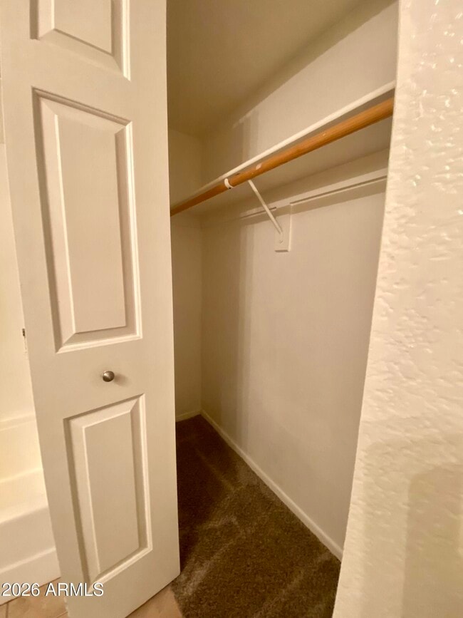 Building Photo - 1720 E Thunderbird Rd