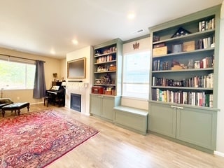 Building Photo - 927 Baker Hts Lp