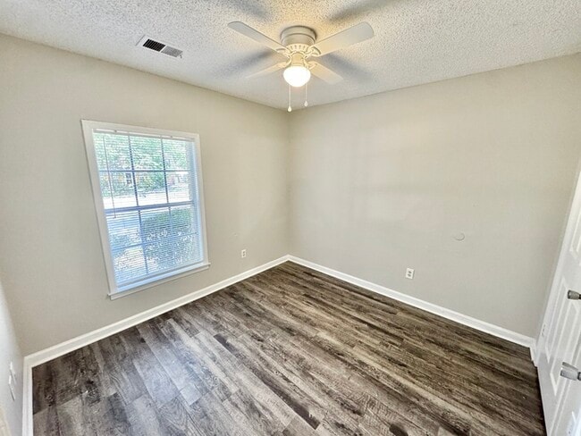 Building Photo - 4446 Broad Creek Cove