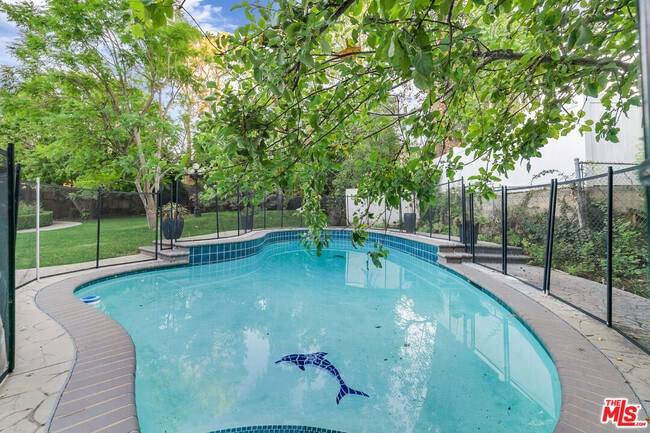 Building Photo - 19016 Wells Dr