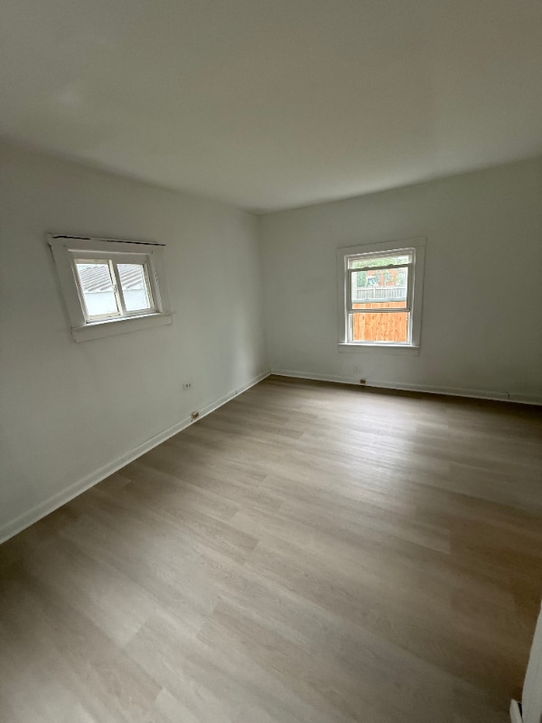 Building Photo - 10214 Avon Ave