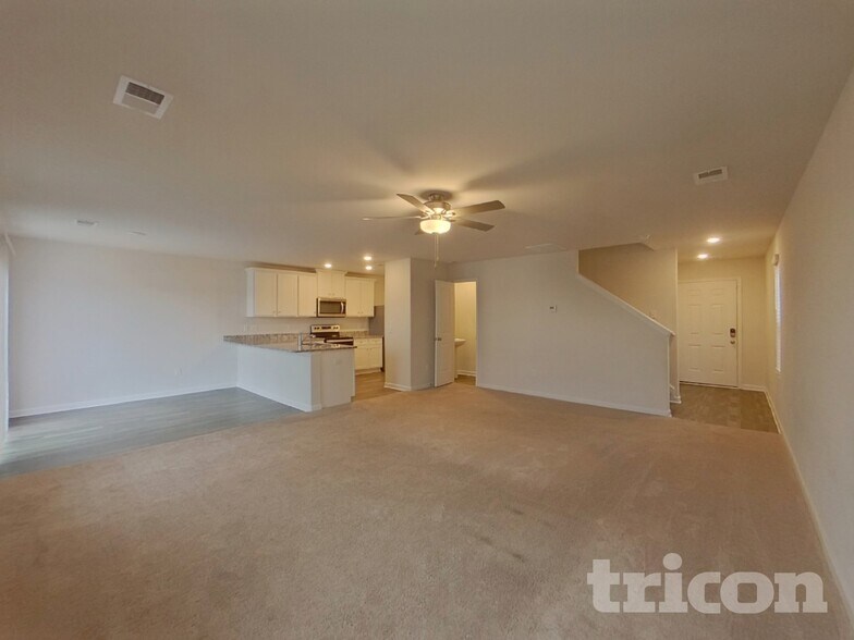 Building Photo - 4012 Reinfield Dr