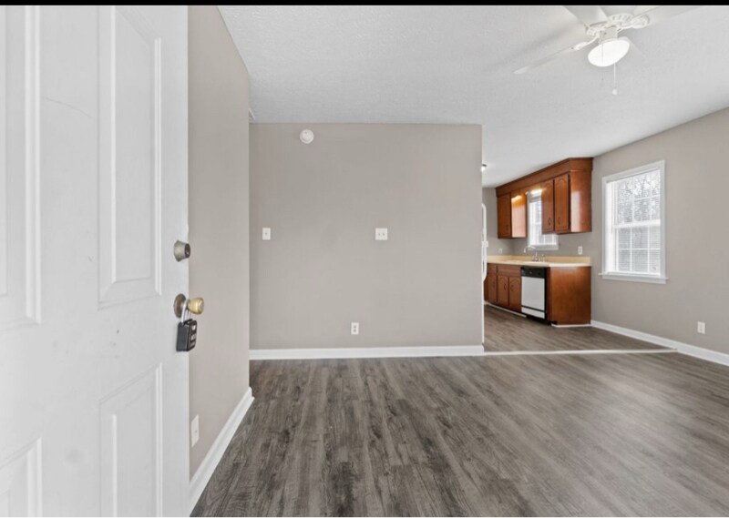Building Photo - 106 Darnell Pl