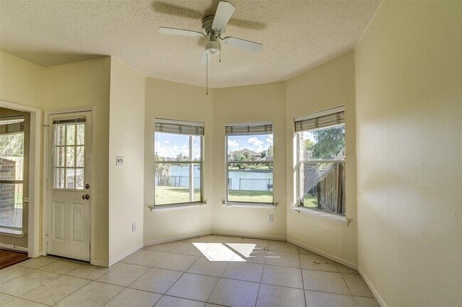 Building Photo - 6818 Portuguese Bend Dr
