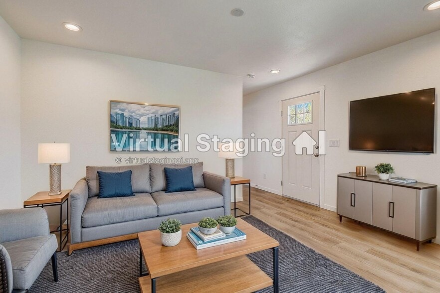 Building Photo - 2627 S Lamb Blvd