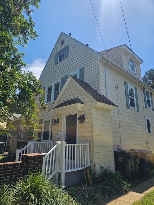 Building Photo - 3625 Nottaway St