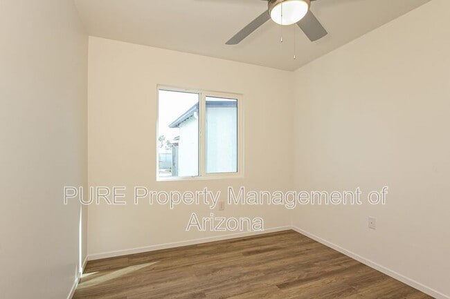 Building Photo - 6077 N 60th Ave