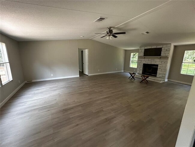 Building Photo - 40838 Sutorus Rd