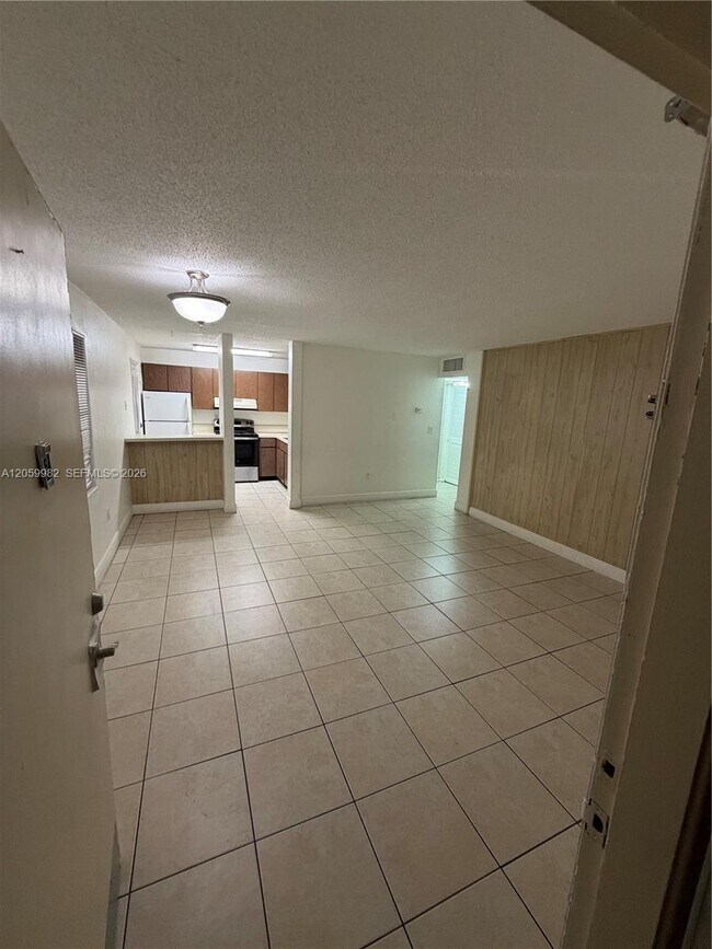 Building Photo - 5501 SW 77th Ct