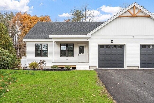 Building Photo - 18 Buttonwood Pl