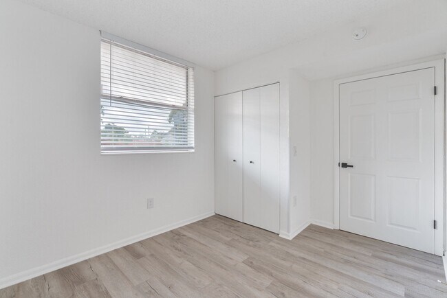 Bedroom Space 5 (Web Quality) - Vista Shores - Vista Shores