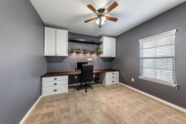 Building Photo - 925 Woodduck Trail