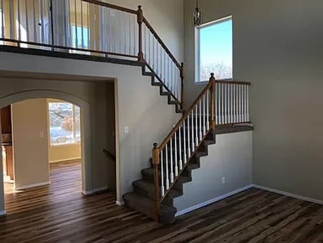 Building Photo - Amazing Home in Desirable District 20 – No...