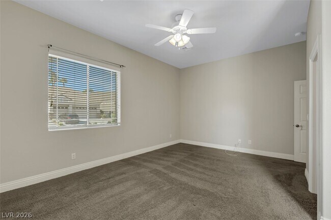 Building Photo - 2149 Sentito Cir