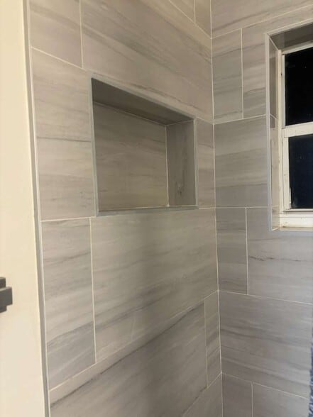 Building Photo - 21882 Haines Ave