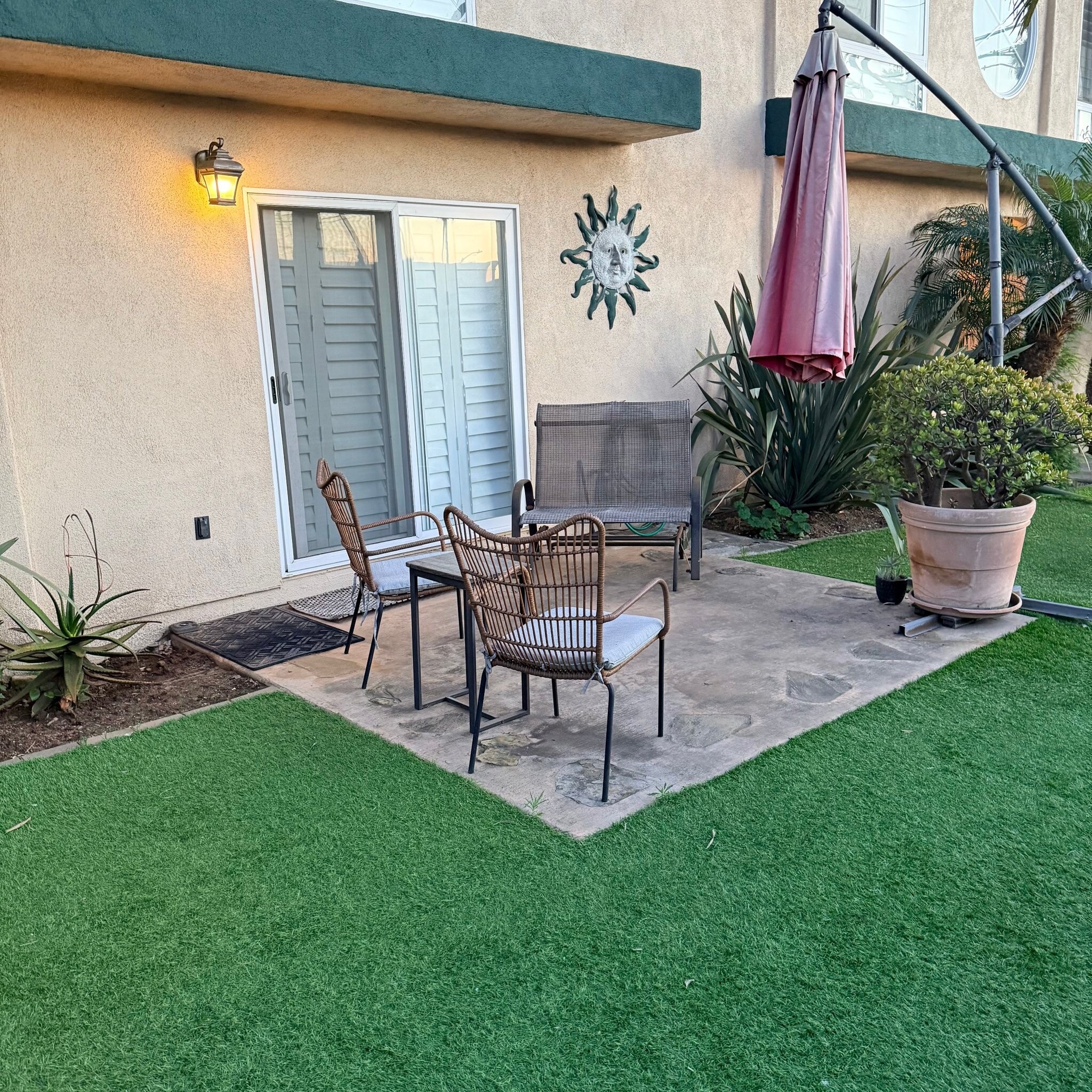 Building Photo - 515 Michigan Ave