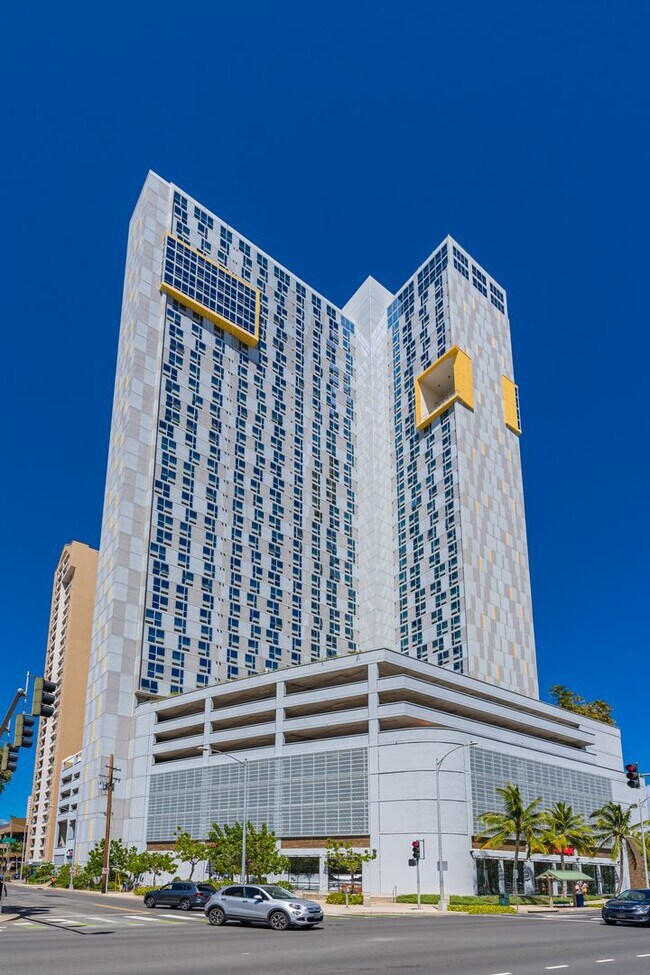 Primary Photo - Available 8/28 – Modern 1-Bedroom in Ward ...