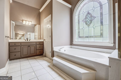 Building Photo - 9485 Nesbit Lakes Dr
