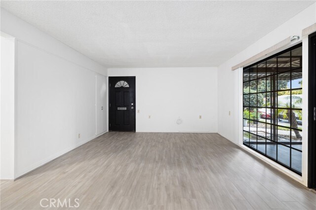 Building Photo - 2114 Via Puerta