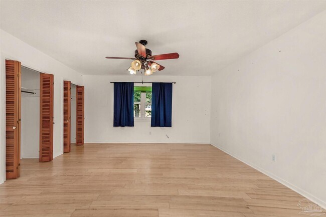 Building Photo - 4910 La Ventana Cir