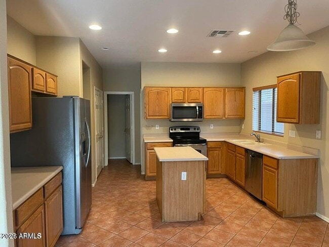 Building Photo - 40725 N Apollo Way