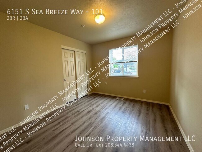 Building Photo - 6151 S Sea Breeze Way
