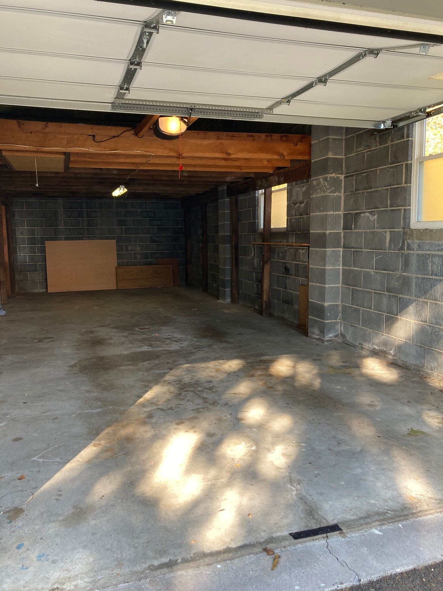 Building Photo - 203 Oakvale Rd