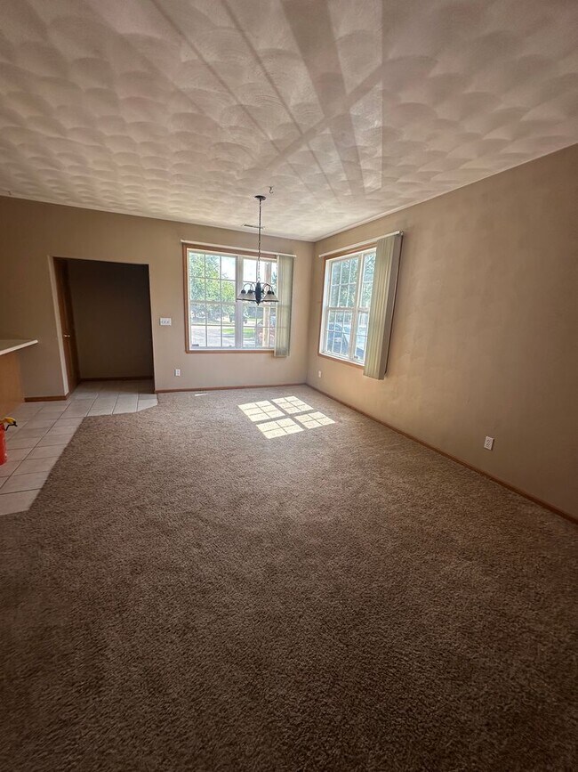 Building Photo - 10318 Metalmark Ln