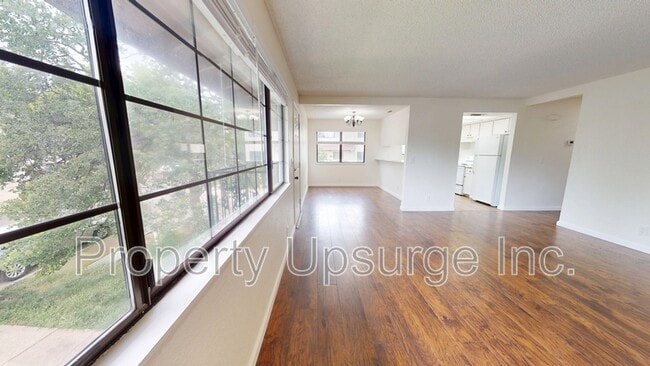 Building Photo - 1233 Bundy Ct