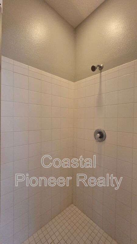 Building Photo - 30953 Water Lily Dr