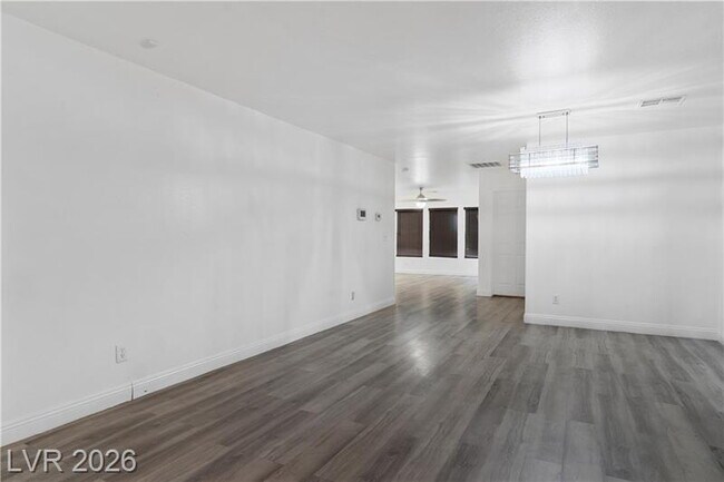 Building Photo - FREE 2 WEEK SPECIAL *excluding recurring fees* Beautiful North Las Vegas