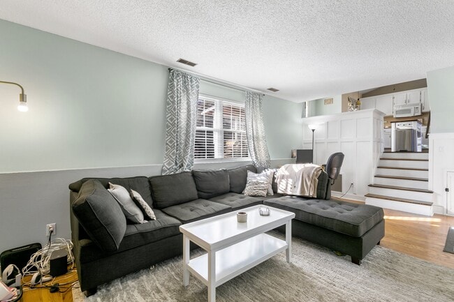 Building Photo - 7535 Churchwood Cir