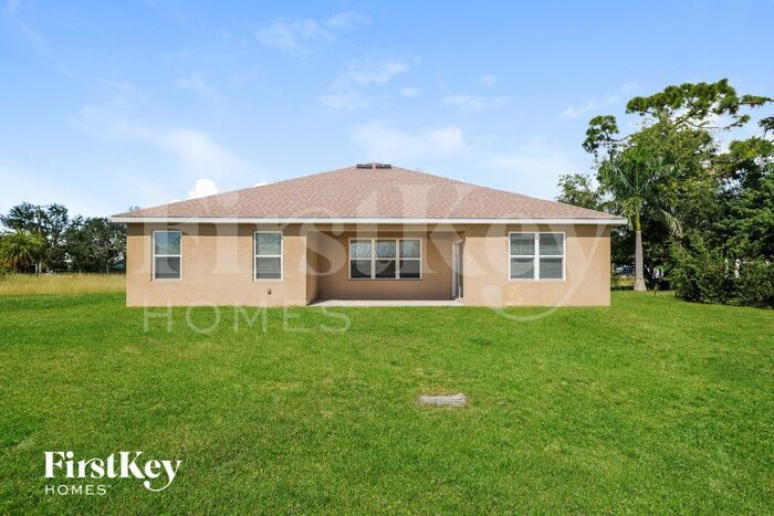 Building Photo - 1622 SW 22nd St