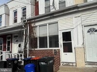 Building Photo - 2610 W 7th St