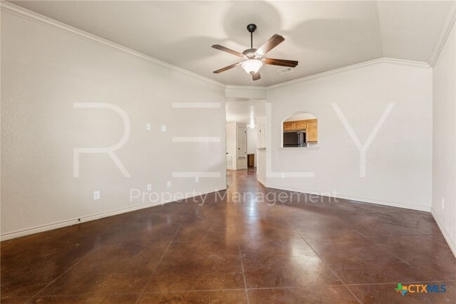 Building Photo - 603 B Karey Dr