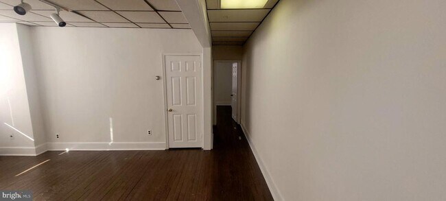 Building Photo - 2243 S Lambert St