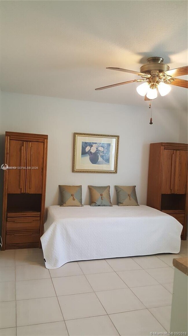 Building Photo - 15989 SW 149th Terrace