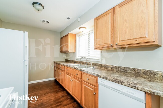 Building Photo - 10408 Bradbury Dr