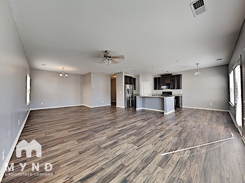 Building Photo - 280 Hill Crest Cir