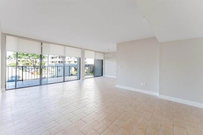 Building Photo - 859 Jeffery St