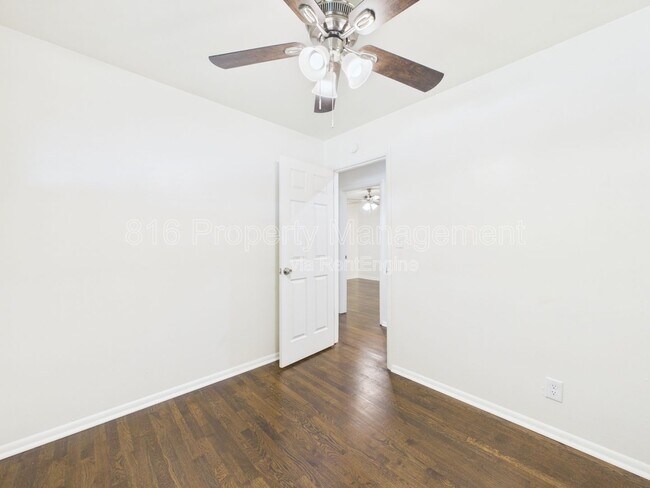 Building Photo - 4206 Vineyard Rd