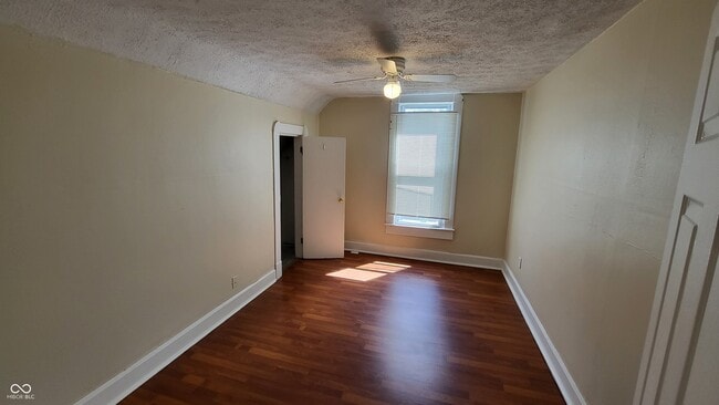 Building Photo - 416 N Linwood Ave