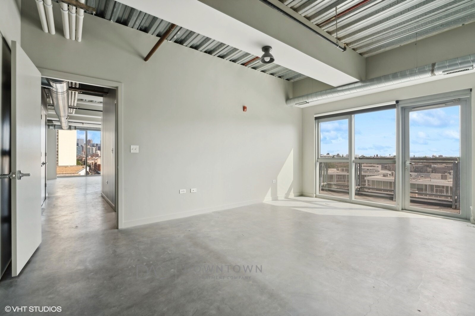 Building Photo - 1255 N Milwaukee Ave