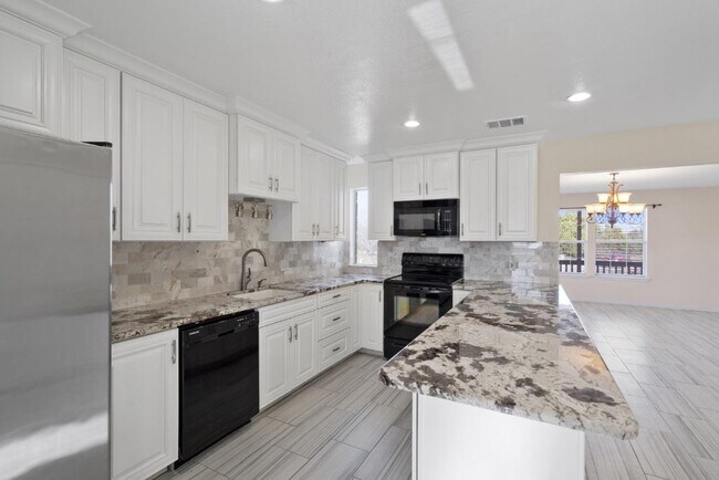 Building Photo - 2301 Redbird Cove