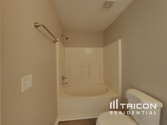 Building Photo - 3063 Ace Wintermeyer Dr