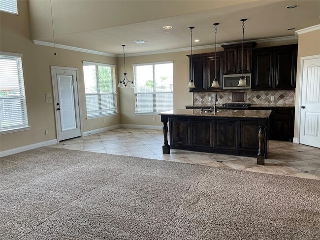 Building Photo - 3004 Guadalupe Dr