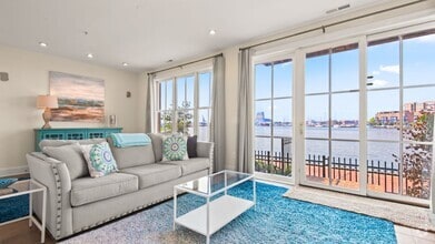 Building Photo - Waterfront living in the heart of Canton!