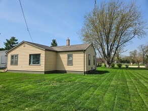 Building Photo - 227 A St
