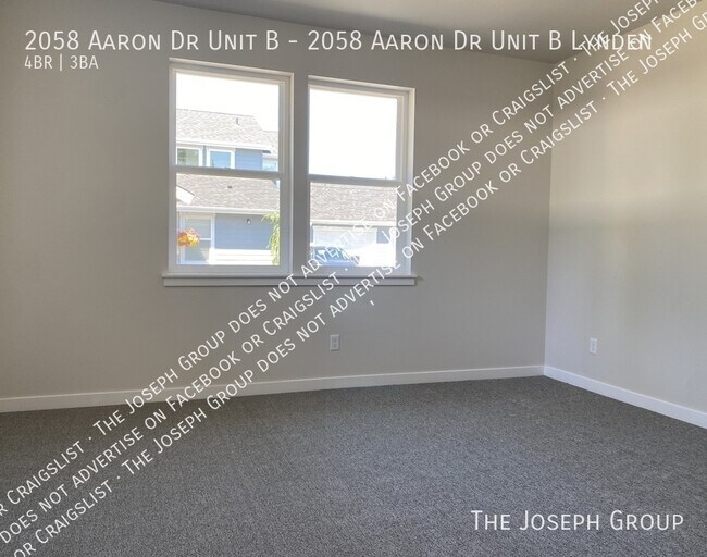 Building Photo - 2058 Aaron Dr