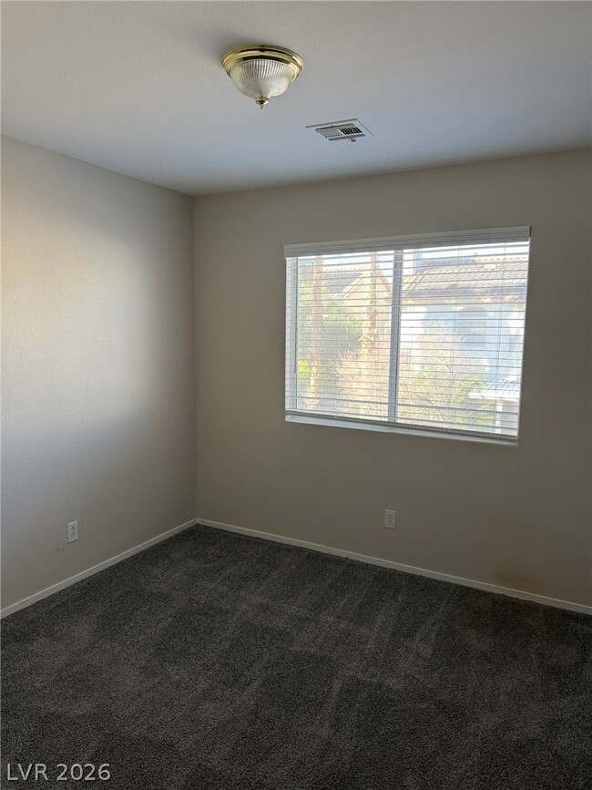 Building Photo - 1424 Red Sunset Ave